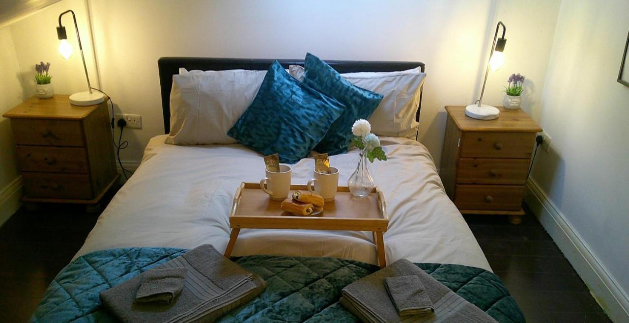 Stylish West London Get Away Shepherd Bush Market London Westfield Apartment Экстерьер фото