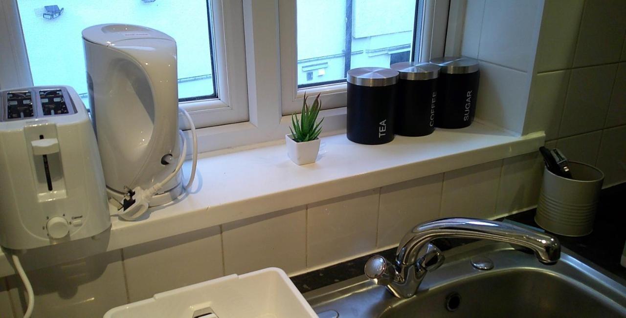 Stylish West London Get Away Shepherd Bush Market London Westfield Apartment Экстерьер фото