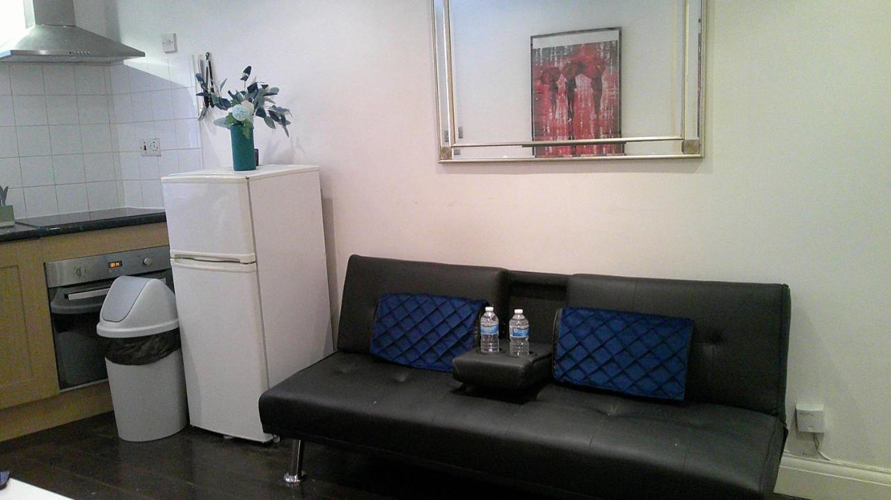 Stylish West London Get Away Shepherd Bush Market London Westfield Apartment Экстерьер фото